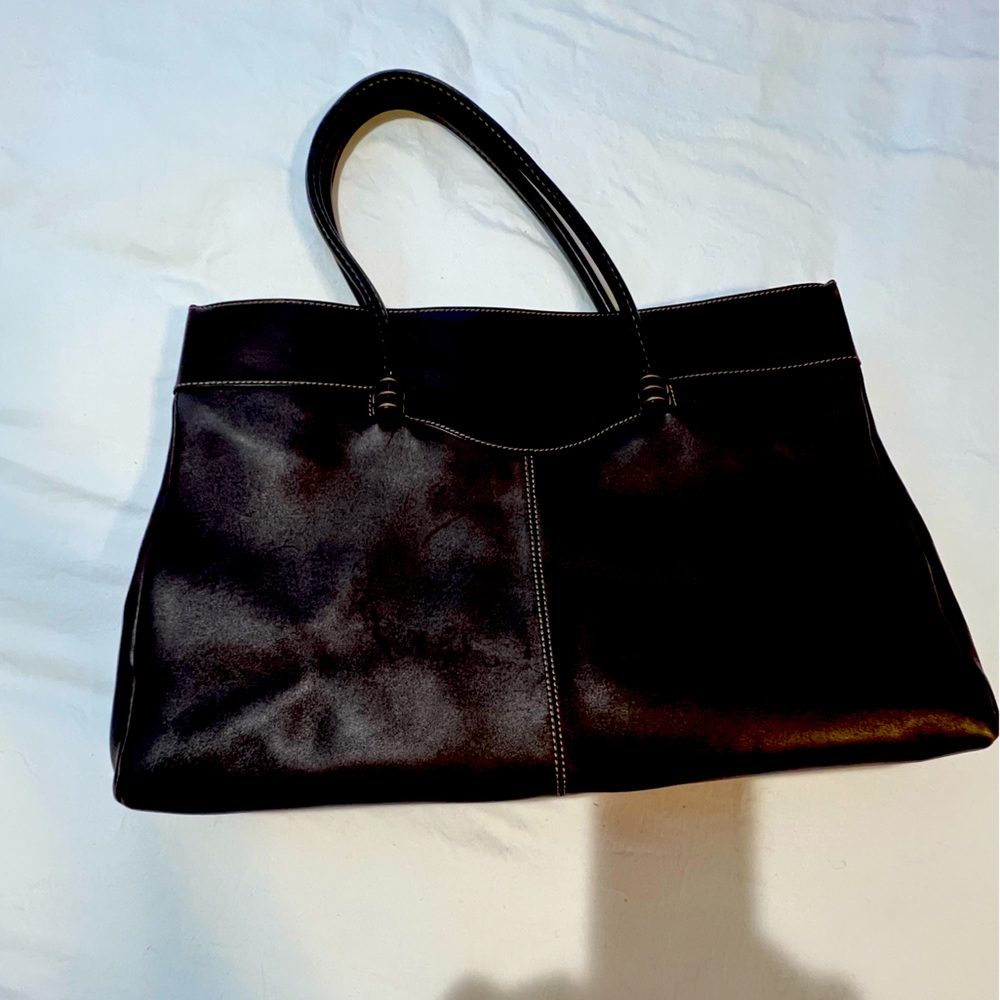 Elegant Tod’s Dark Chocolate Brown Leather Tote Bag